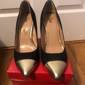 Gold toe black pumps